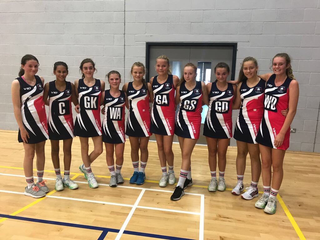 Looking fab in our new dresses 👍🏻 Thanks <a href="/Viper10Sports/">Viper 10 Sportswear</a> we love them ❤️