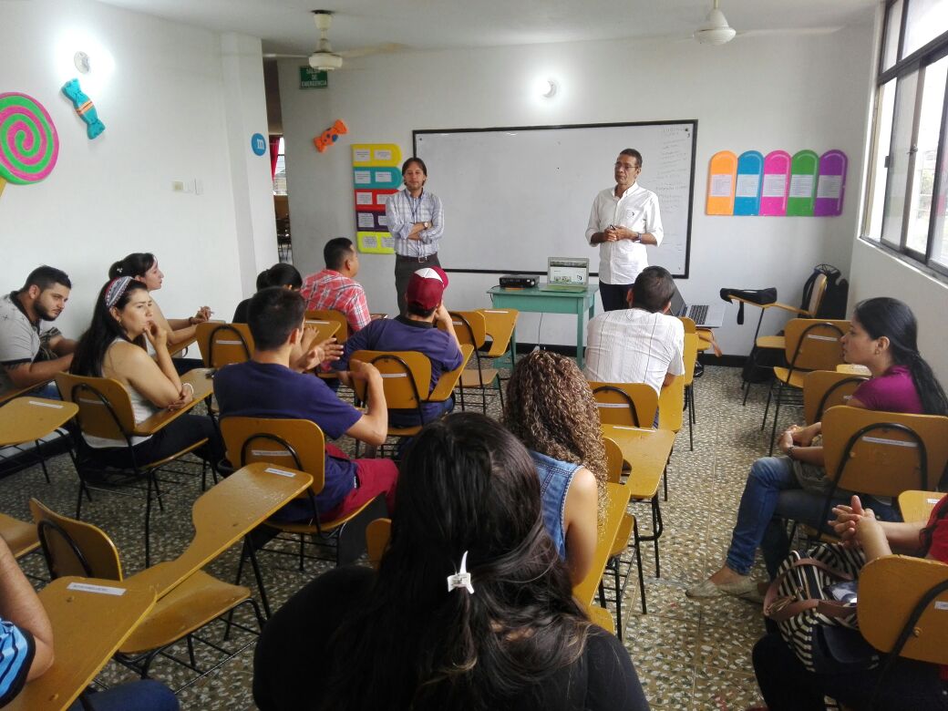 UNIPAZnoticias's tweet photo. A esta hora se desarrolla el "Programa Académico de Fomento Institucional de Proyecto de Grado" #Graduarte
#UNIPAZ30años https://t.co/tizbr3gU7n
