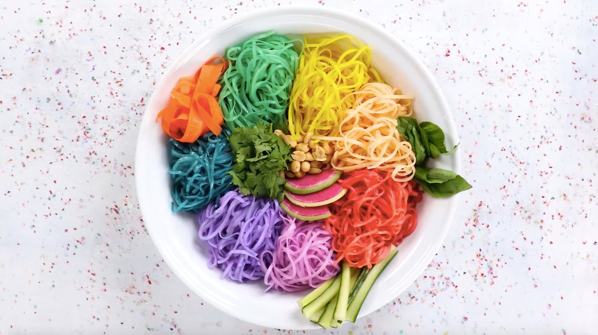 These DIY Rainbow Noodles will transform your next meal into something magical - They're magical! hellogiggles.com/lifestyle/food…