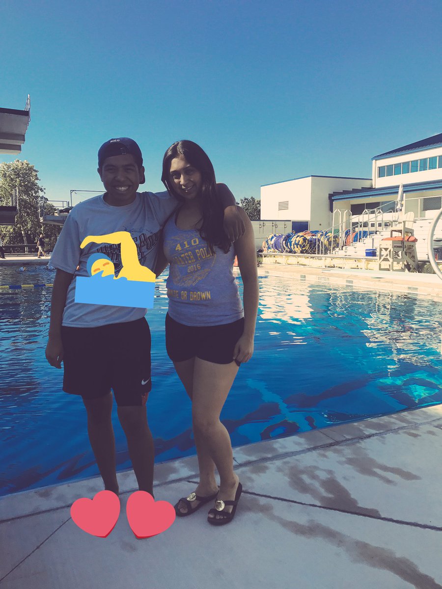 CAMGAMM's tweet photo. You're 2017-2018 swim team captains 💕 https://t.co/sYLxb2TnaE