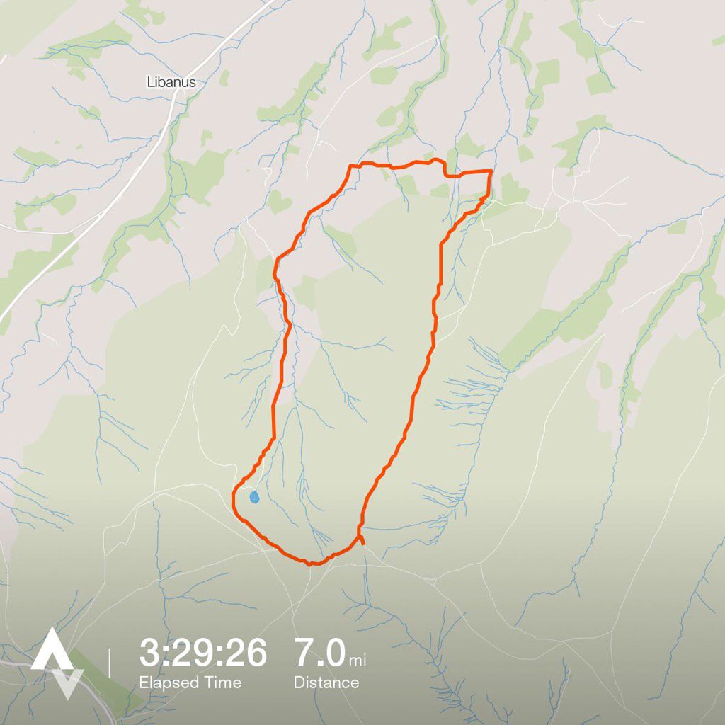 caz_marie's tweet photo. Mother Nature, you gave us it all - 886m & 7mi later Pen Y Fan is conquered. #7mi #1210cals
https://t.co/K8axa41Y4V https://t.co/GvBoy4DLql