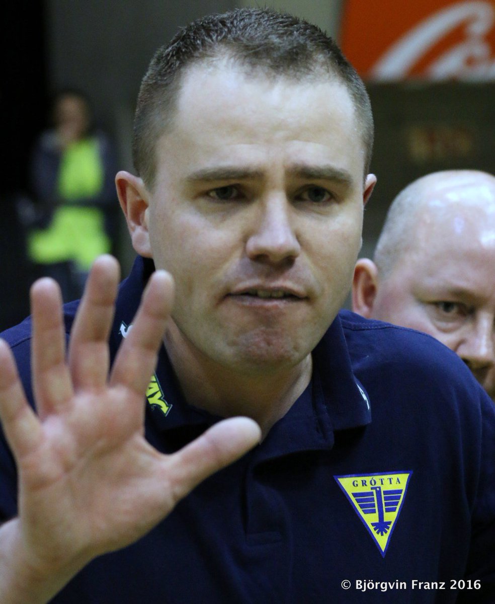 Kári Garðars: “Erum ekki með byrjunarlið sem ég þarf að skammast mín fyrir www2.fimmeinn.is/kari-gardars-e…