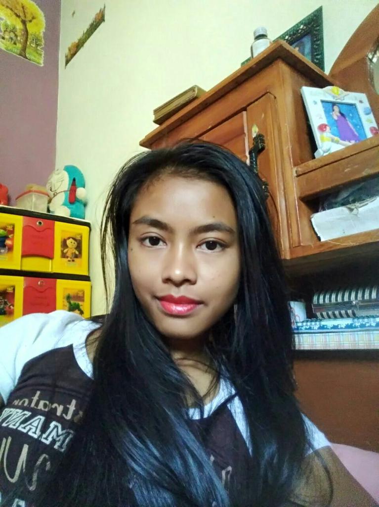 NabillaEmiroglu's tweet photo. Iseng ajh, byk figuran nyah!! Uuufhh.. #Jebred.. https://t.co/3awcg28KBl