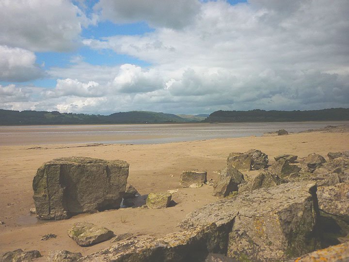 CurlewGuided's tweet photo. Shore walk #arnside #Cumbria @Arnside_AONB  @ArnsideHostel @_MBay @ChrisJCoates @CumbriaWeather @ColinPeacock8 @PictureCumbria #NotJustLakes https://t.co/fZW1YFmRQu