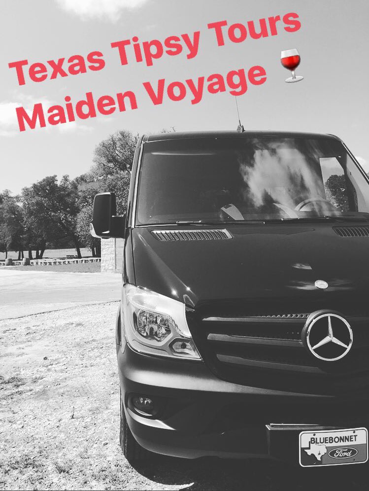 TexasTipsyTours's tweet photo. We are off on our #maidenvoyage 🎉 #txwinetrail https://t.co/jGduzyUBpx