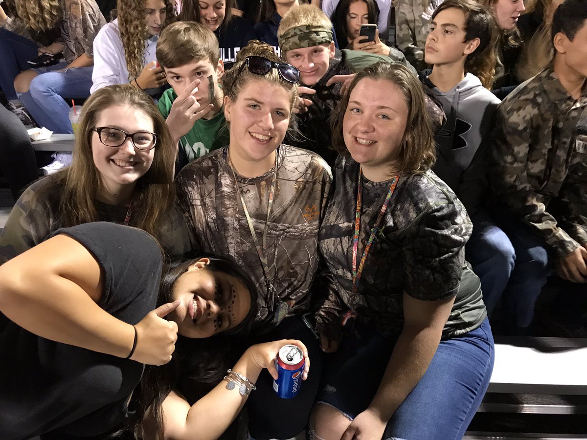 sydneypaige00's tweet photo. supporting the eagles at military appreciation night ππ@RSNsports1 #thebeststudentsection https://t.co/ntnj2z9sfm