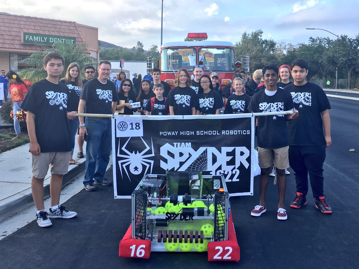PowayUnified's tweet photo. So many #PowayUnified student groups representing in #PowayDays parade @PowayHighTitans @Team1622 @NewscastW https://t.co/oRYmJHkcm2