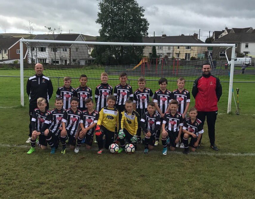 cdillustration1's tweet image. @AFCLlwydcoed1 U12's looking great in their New @joshilasports Home Kit..Winning their 1st game of the season 4-0 #LookGoodFeelGood ⚽️👌🏼