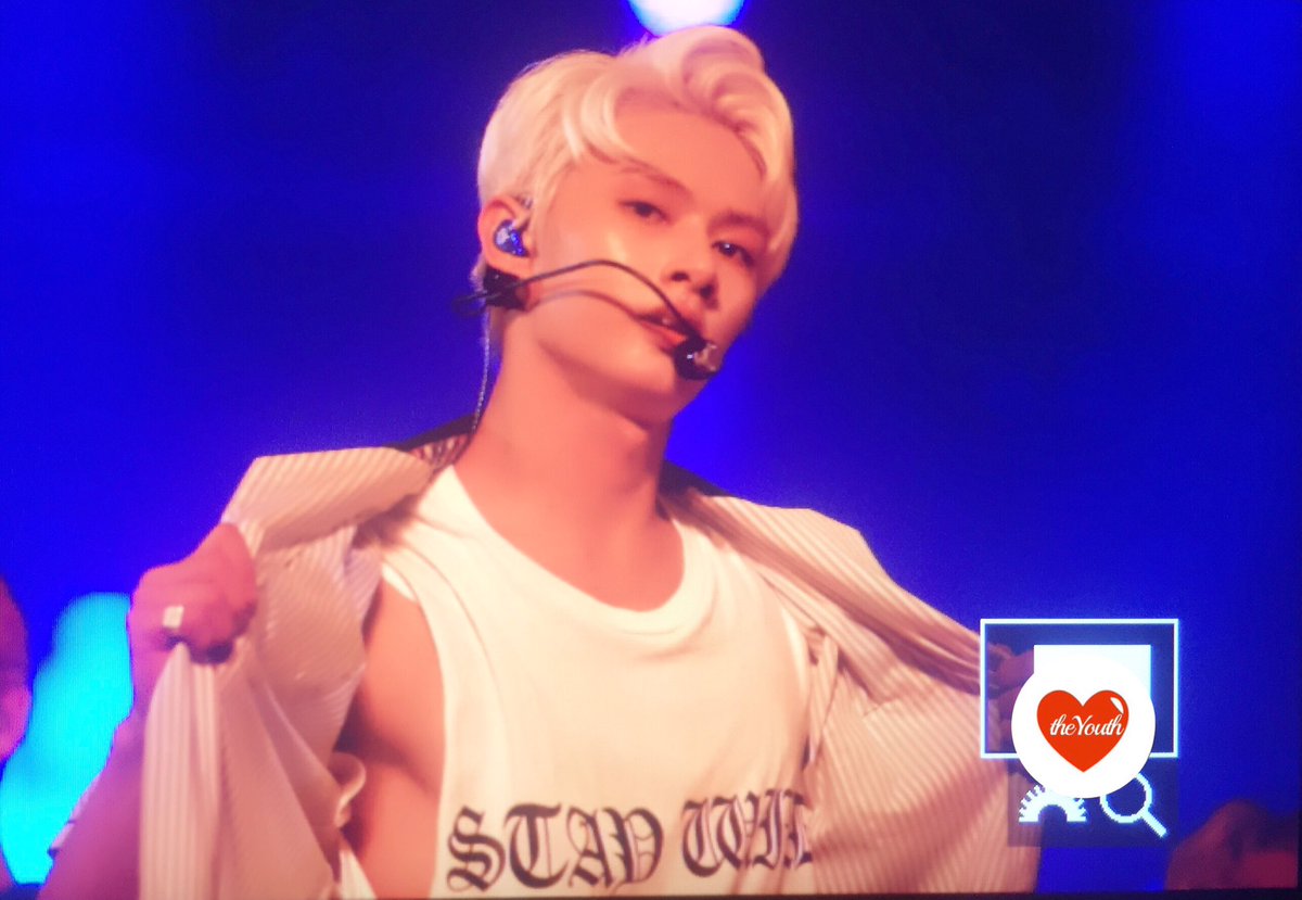 TheYouth_17's tweet photo. 170909 세븐틴 엣지 콘서트 쿠알라룸푸르
#세븐틴 #SEVENTEEN #준 #준휘 #JUN #俊辉 
@pledis_17  
진짜 색시하당💖💖💖💖💖💖💖💖💖😳😳😳😳😳😳😳😳😳💕💕💕💕💕👍👍💕💕💕💕😘😘😘😘😘😘😘😘😘😘😘😘⭐️⭐️⭐️⭐️⭐️⭐️⭐️⭐️⭐️⭐️ https://t.co/F66YIi3yoY