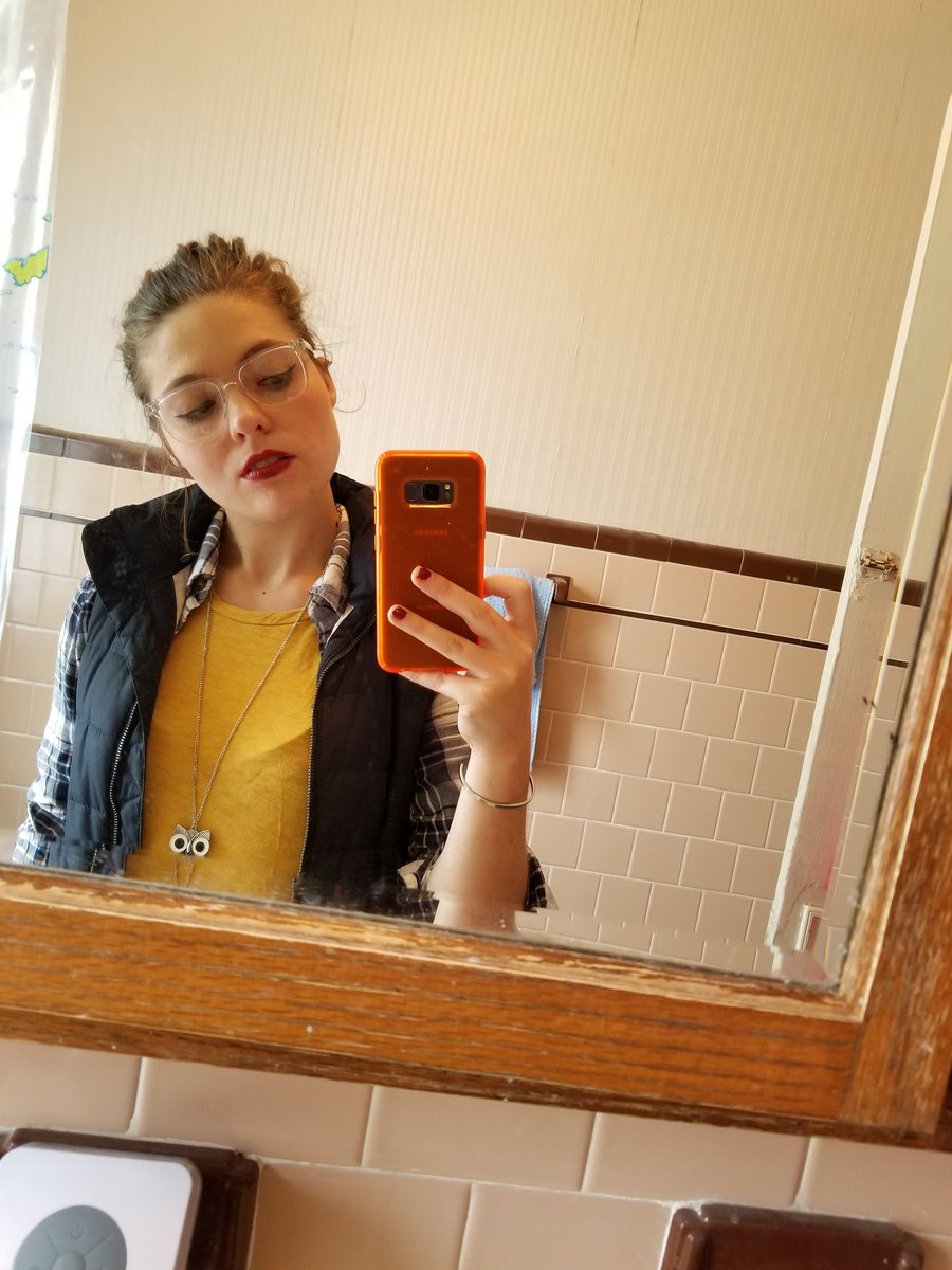 ae_marciano's tweet image. New glasses thoughts? #warbyparker #idonthaveaproblem  @WarbyParkerHelp