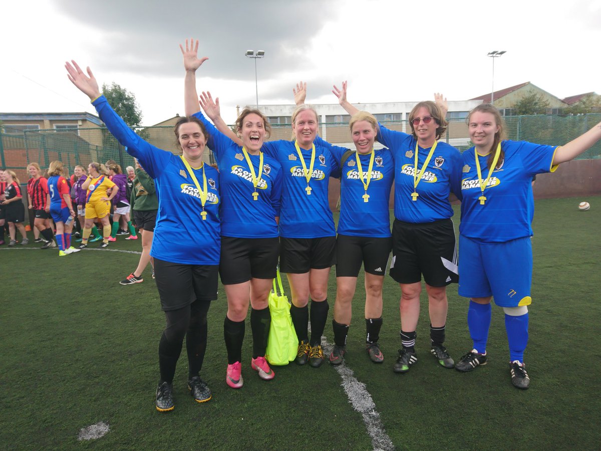 AFCW_Foundation's tweet photo. 9 teams, 56 players competed in the @macmillancancer Ladies Recreational Tournament today.
Well Done to Met Police FC 🚨 https://t.co/Fg6yekvg0U