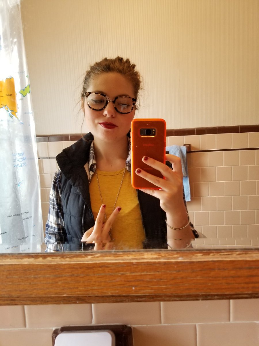 ae_marciano's tweet image. New glasses thoughts? #warbyparker #idonthaveaproblem  @WarbyParkerHelp