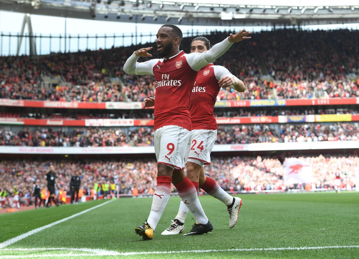 AFCBlogArsenal's tweet image. Lacazette scored his second goal of the season today! That&apos;s 2 PL goals in 2 PL appearances at the Emirates #AFC #Laca9 #COYG 💪🏻