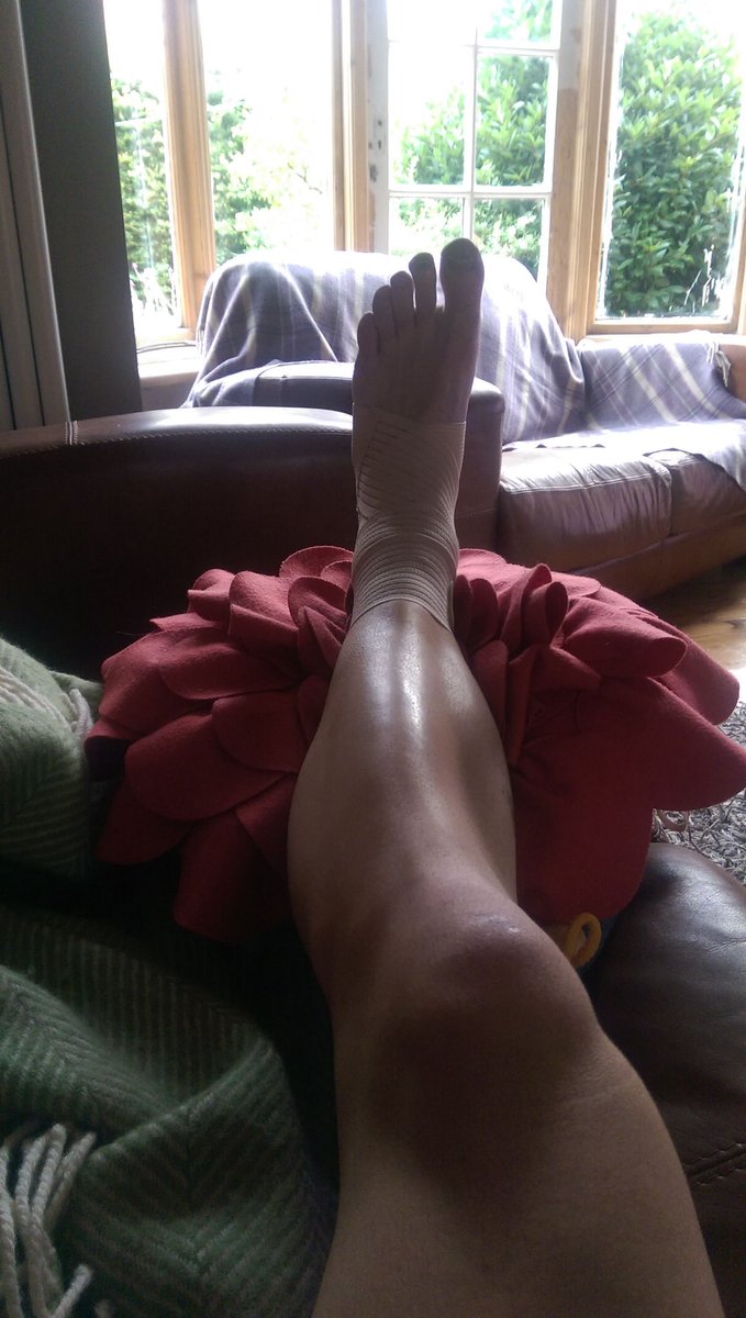 RobScothern's tweet photo. Started off as a great run, feeling absolutely awesome and then a bad step=sprained @Salming_UK #elements are bloody lovely shoes though! https://t.co/XvUCJcTXxc