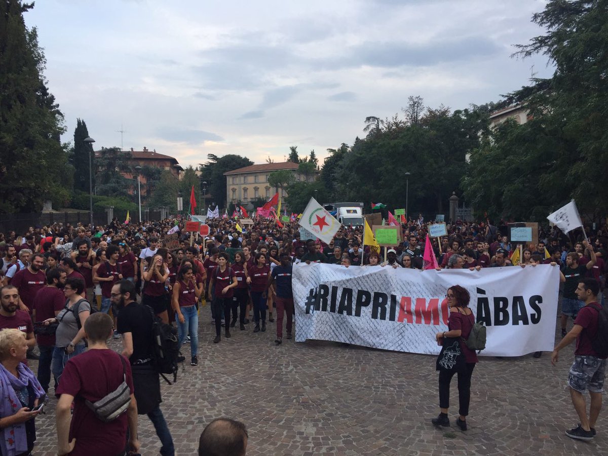 "Questa è solo una tappa.Ringraziamo tutti quelli che ci hanno raggiunto e hanno condiviso un pezzo di percorso insieme." #riapriamolabas