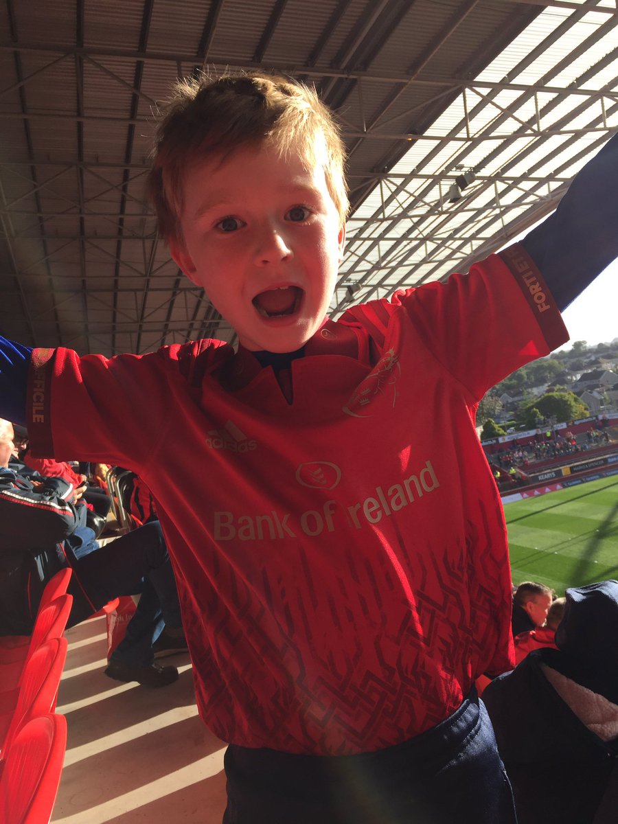 dandmconstruct's tweet image. Happy in New Jersey #MUNvCHE