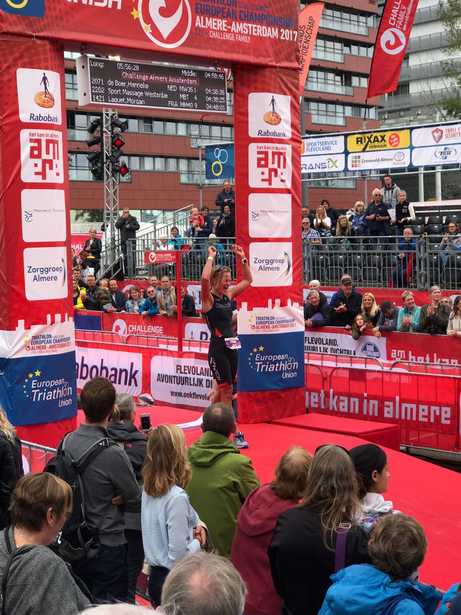Gebikkeld &amp; als 'n terriër vastgebeten met als beloning de overwinning. Met dank aan de energie uit alle aanmoedigingen! @LongDistanceTri