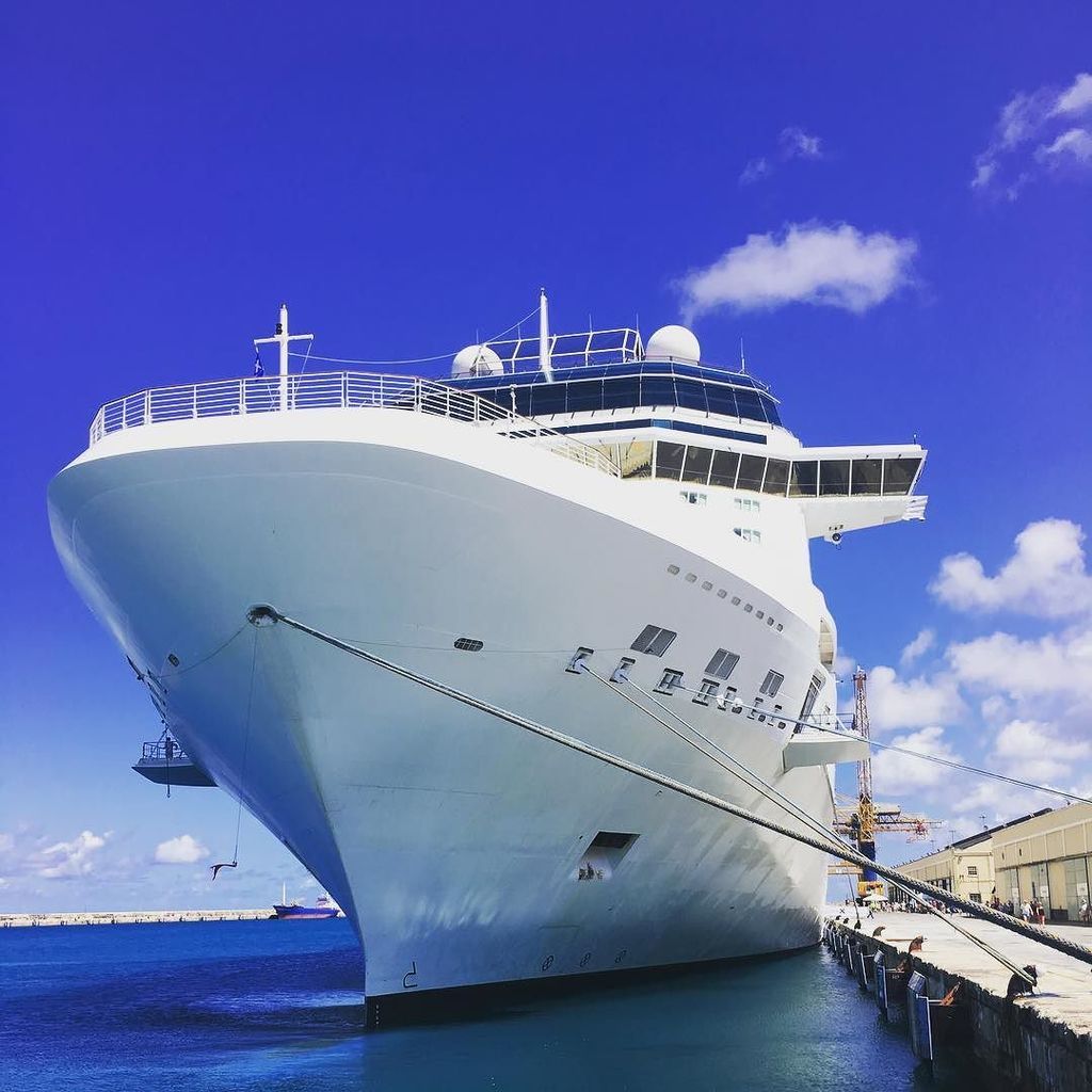 Johnracooke's tweet photo. Beautiful Ship, Sun &amp; Blue Skies #whatelsedoyouneed ☀️🚢🚢⚓️! #celebrity #celebrityequinox #equinox #barbados #cruis… https://t.co/2DBwOTiFCa https://t.co/jm9gtO3LZg