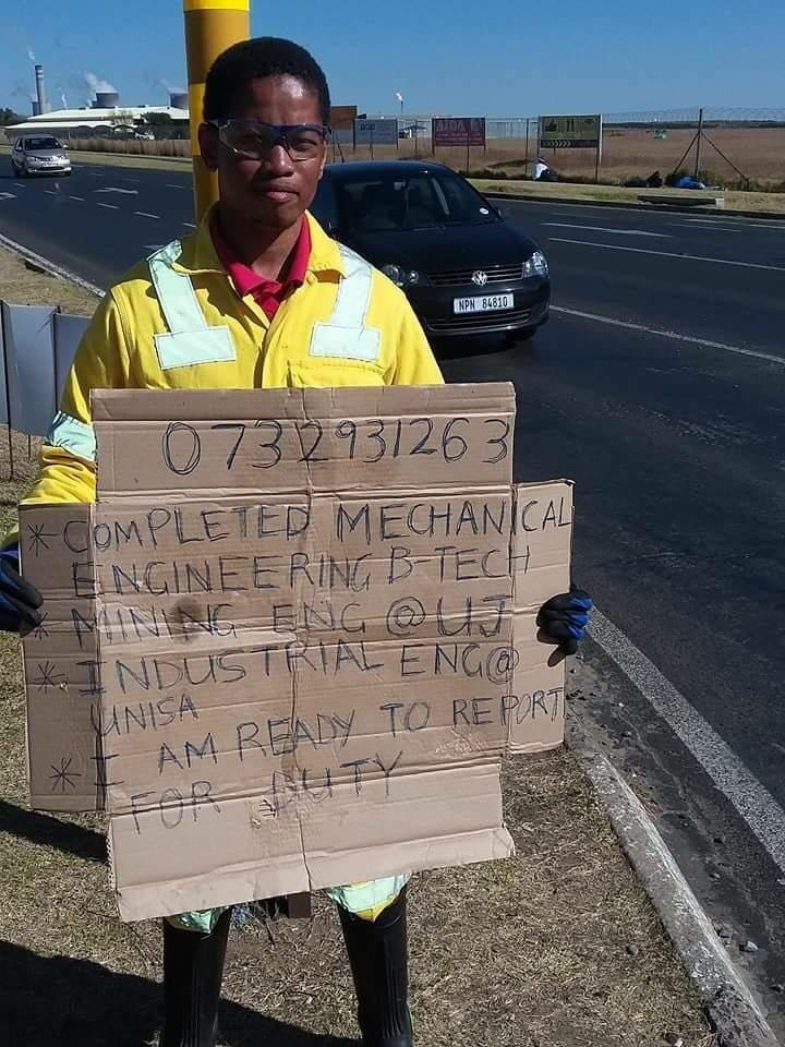 MzwaneleManyi's tweet image. Good people please help