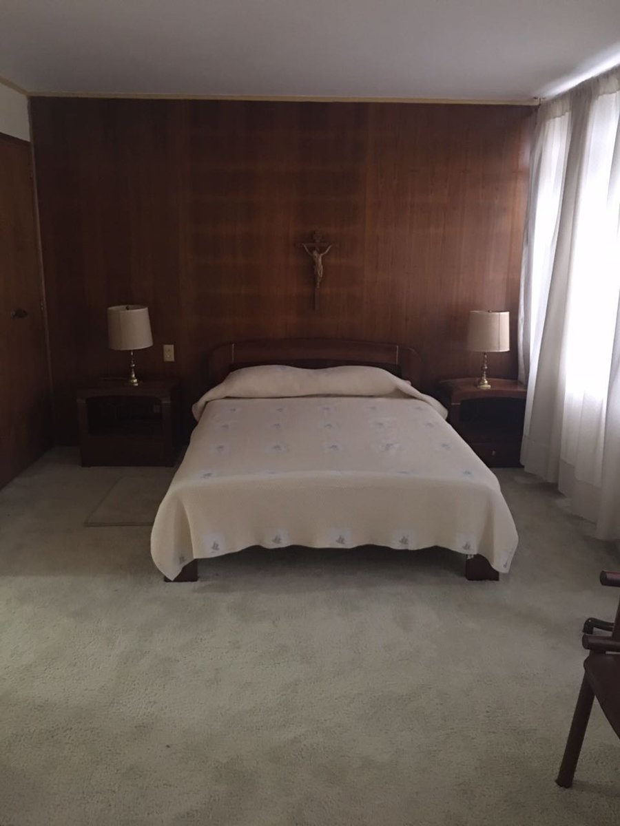 AngelaMaria29's tweet photo. En este lugar, el Seminario Conciliar de Medellín, descansará @elpapacol antes de continuar su agenda en la capital antioqueña el día de hoy https://t.co/iL3Q216WZr