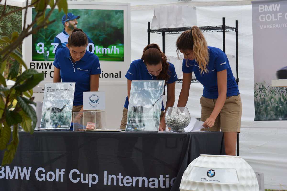 BMWMaberauto's tweet photo. Un año más, exitazo de nuestro Torneo de golf #BMWGolfCupInternational @BMWMaberauto en el @CCMediterraneo Recién terminado! https://t.co/IgYGG9cOeS