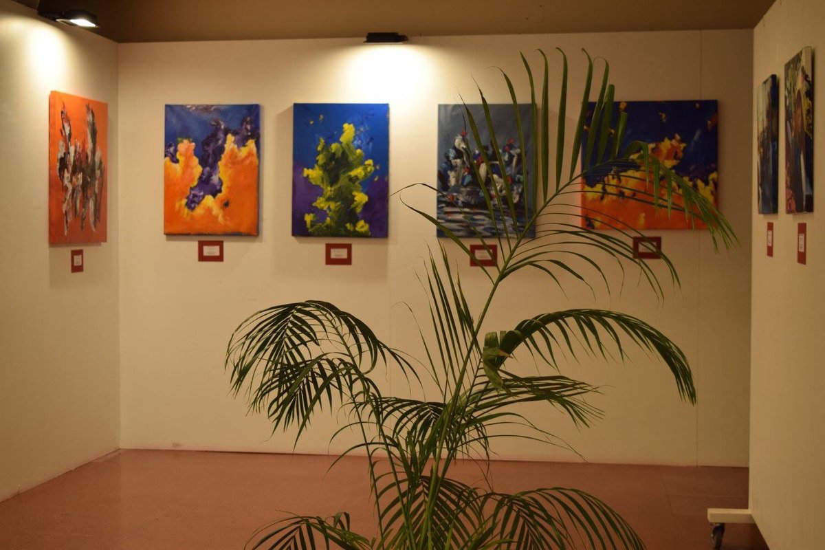 Nardialejandra1's tweet photo. En el HCD Tigre muestra de Laura Socco, Rosario Balfuor y Carlos De Viro en el marco del ciclo Muestra de Arte vecinos 2017! Felicitaciones! https://t.co/mNdEjoaoLz