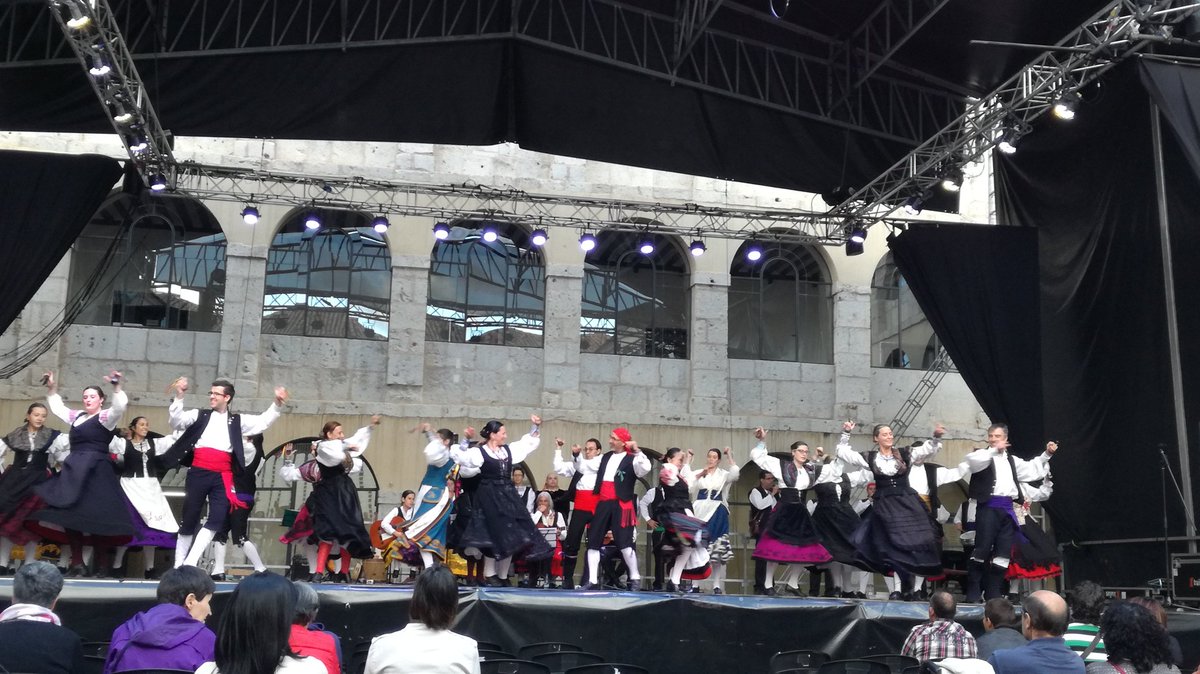 Ya hemos empezado nuestra actuación !! Os animamos a acercaros !!!