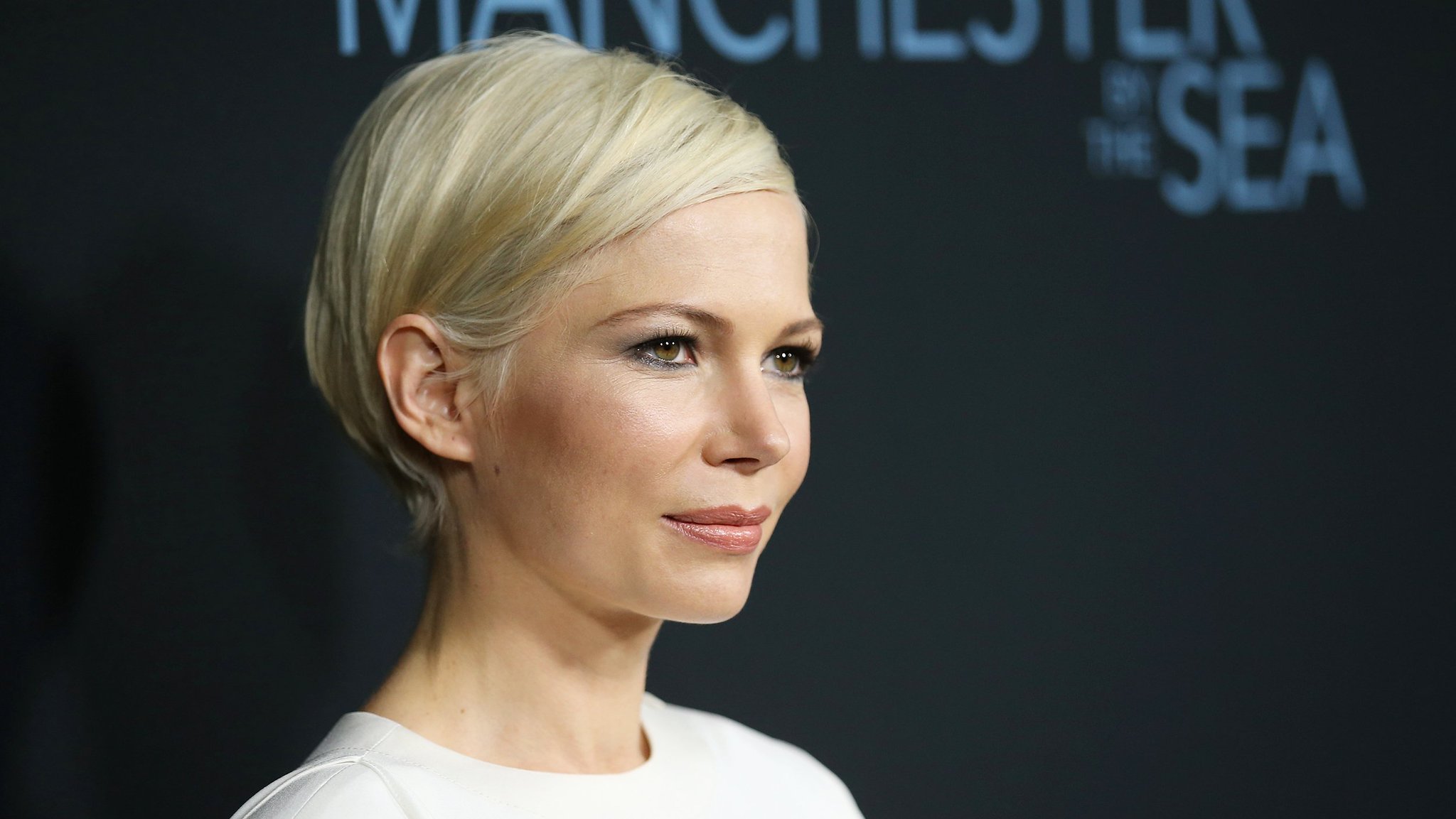 Happy 37th Birthday, Michelle Williams! 