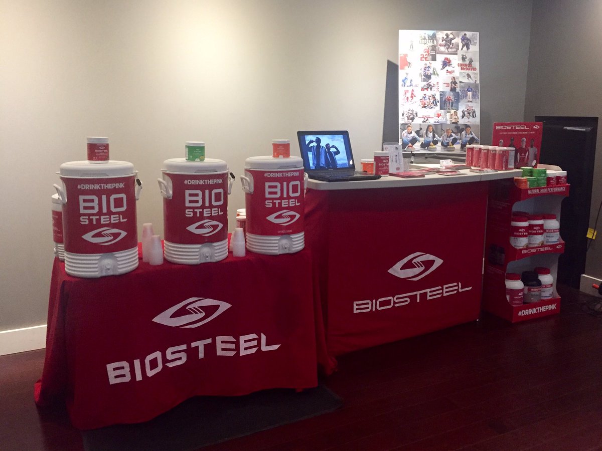 sportanwellness's tweet photo. Set up for sampling @BioSteelSports @BiosteelOakvilleFallClassic #HighPerformanceSportsMix - 3 Flavours, MixedBerry, Orange &amp; LemonLime https://t.co/gboh8ybJrw