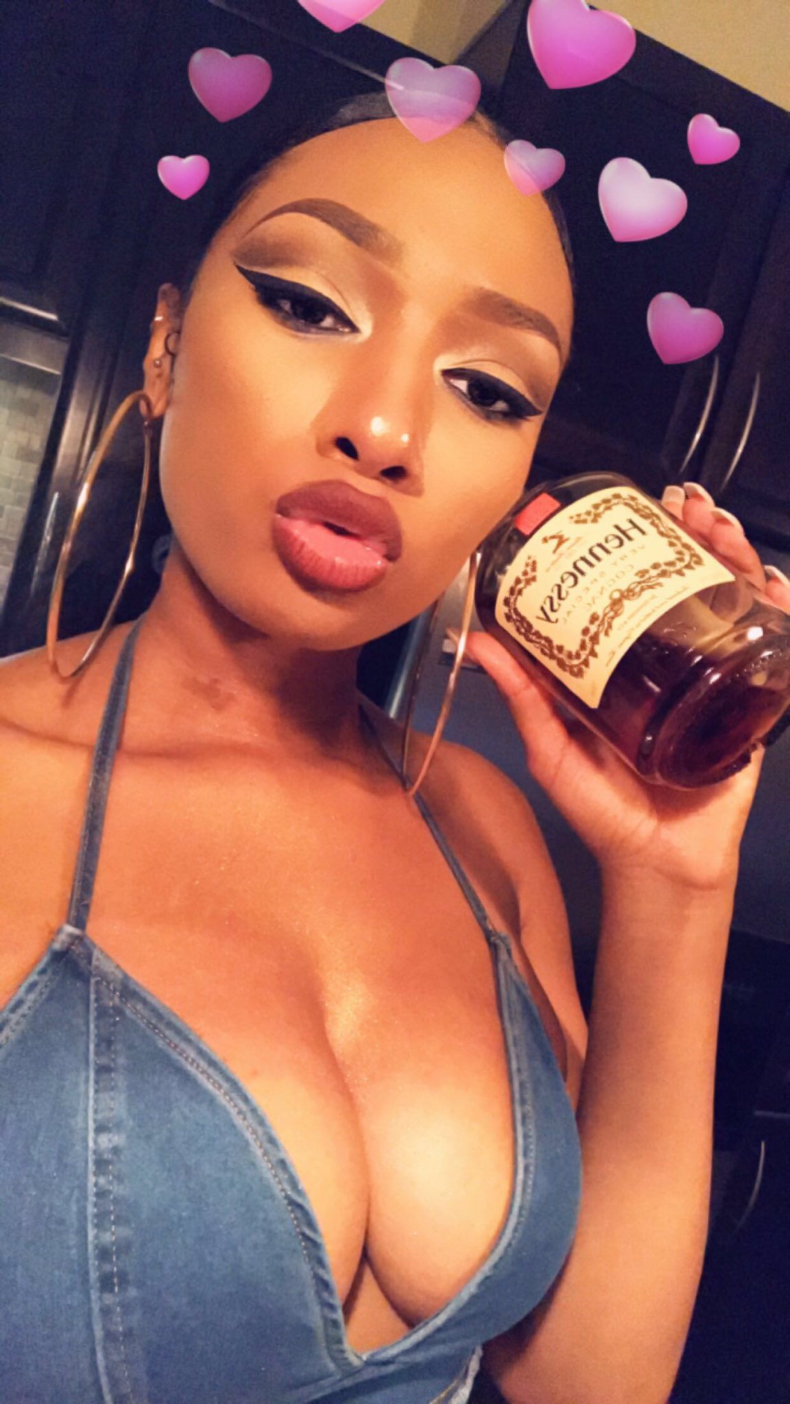 TINA SNOW on Twitter: "👻: theestallionn Follow me on snap for all thi...