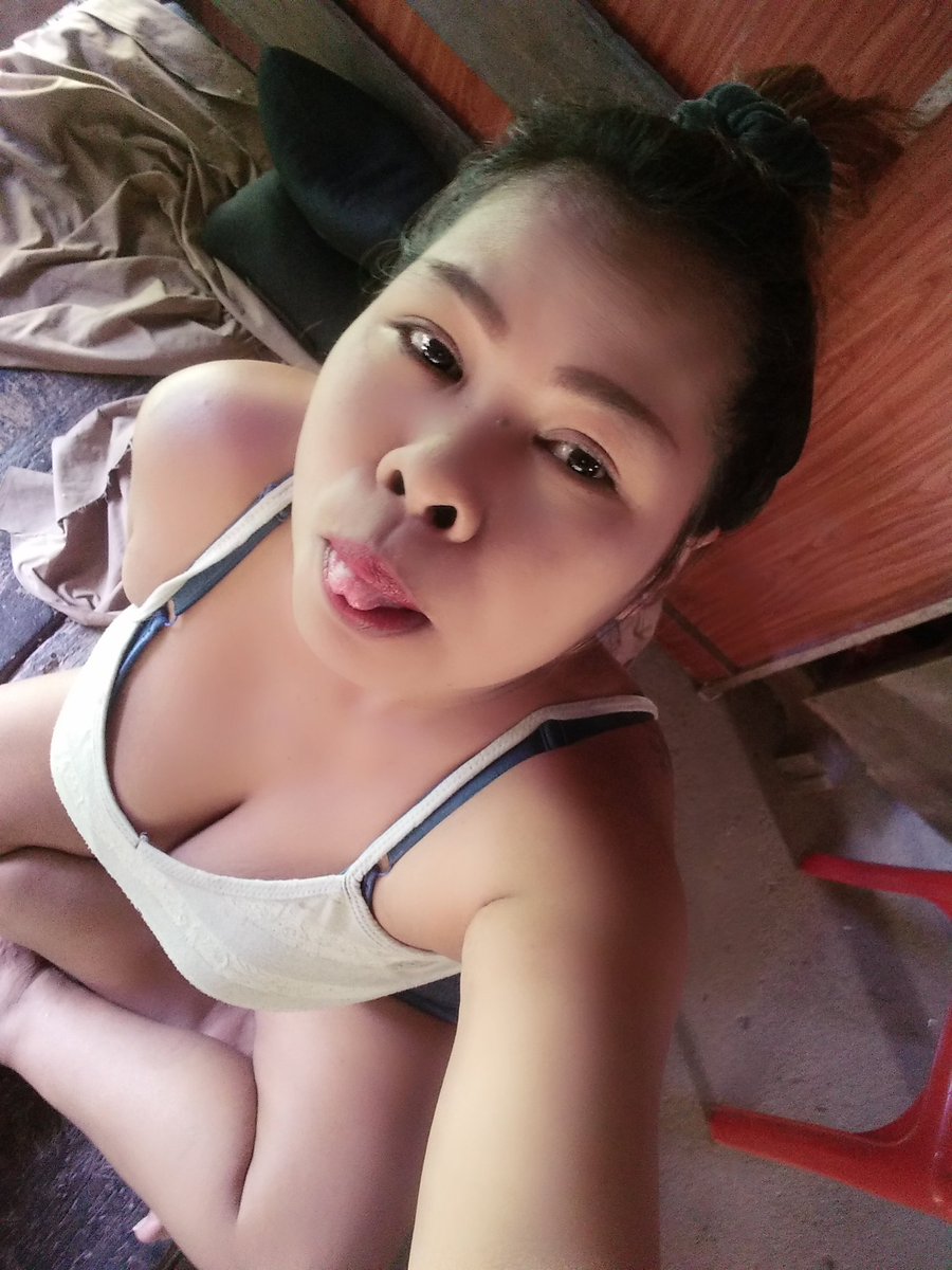 NSoifa's tweet photo. ชอบหลอกกันจัง..หลอกมั่งเด้ https://t.co/IdMv6fdJe2