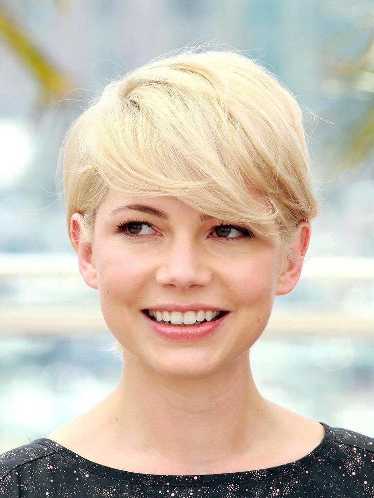 Happy Birthday To one of the Greats Michelle Williams! 