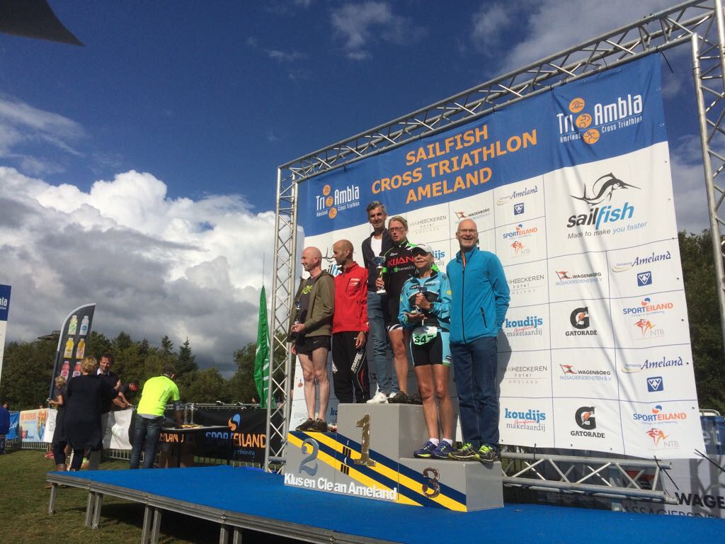 Natascha van der Vis van ask4benefits @3teamkijani bij Tri ambla eerste plaats bij de teams!