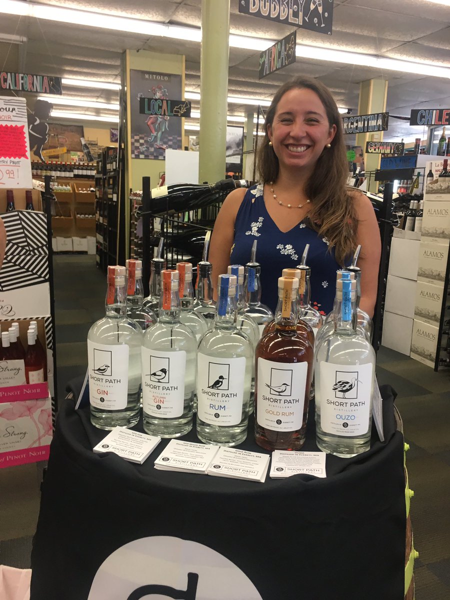 Bennett from <a href="/SPDistillery/">ShortPathDistillery</a> the early front runner for Most Excited And Smiley #WelcometoBoston