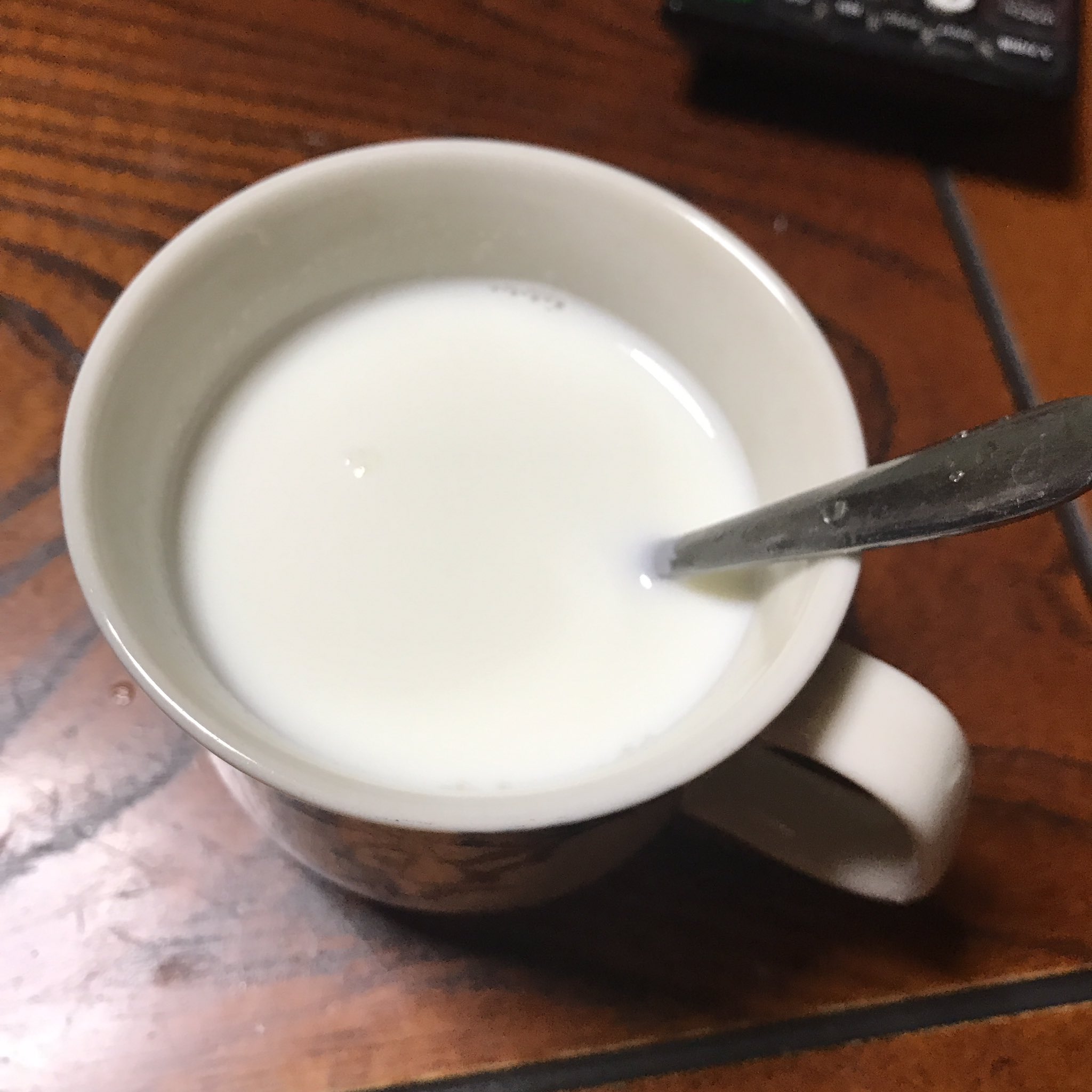 画像 あの 私 魔女のキキ キキです こっちは砂糖と間違えて塩を入れたホットミルク T Co Uwvdmlckj3 Matomehub まとめハブ