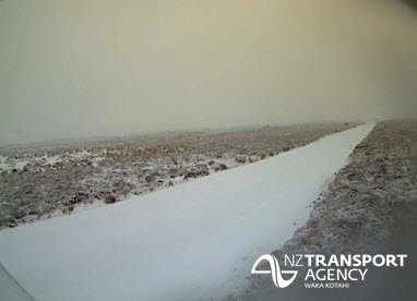 nztacni's tweet photo. #SH1Rangipo to Waiouru (Desert Rd) is CLOSED due to snow. For detour route, please visit https://t.co/k9h8OEBigx ^LB https://t.co/uJlO09dn5l