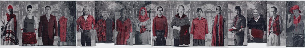 Craft_Biennial's tweet image. "Les Unes Les Autres" (detail) by Louise Lemieux Bérubé, 2017, Jacquard weaving
@artgallburl #Artistoftheday #CanadianCraft #CraftBiennial