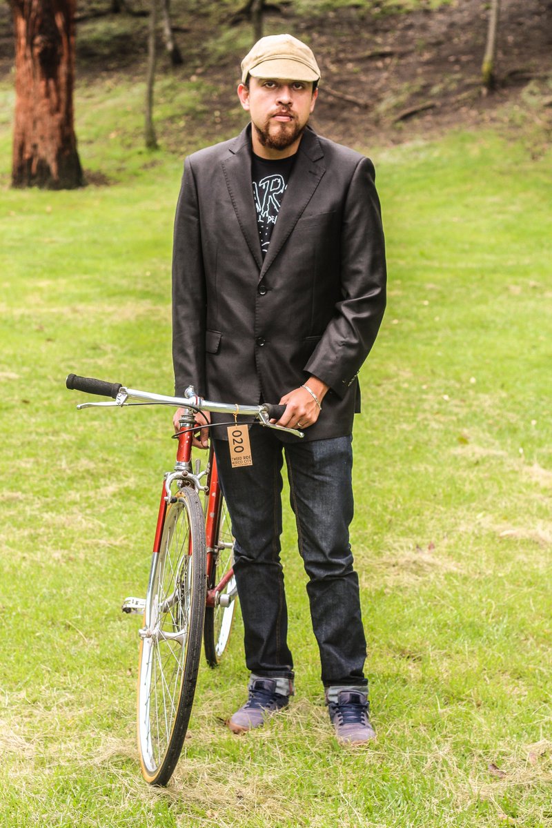 MXCycleChic's tweet image. Retratos: Tweed Ride Mexico City. mexicocyclechic.com/2017/09/retrat…