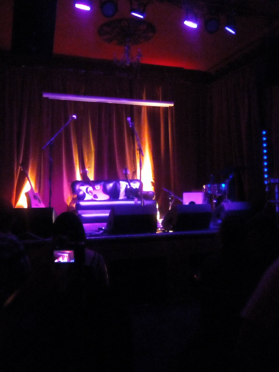 vinnysheridan04's tweet photo. #GulliversManchester, Nearly showtime #ComingHomeTour ❤🎶❤ https://t.co/AxyZwVjJEN