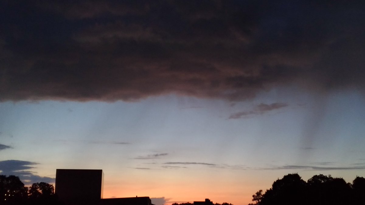 josdtc's tweet photo. Here we go again #itsrainingagain 
#septembercolours https://t.co/3MGjXKqEJ7