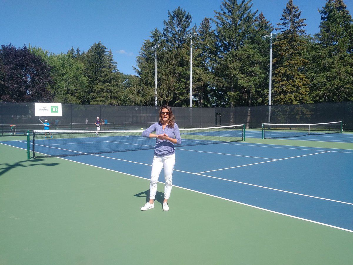 StThomasEDC's tweet photo. @SNCaroline directing traffic at the opening of the new courts in St. Thomas with Daniel Nestor https://t.co/ghlkbb6vSg
