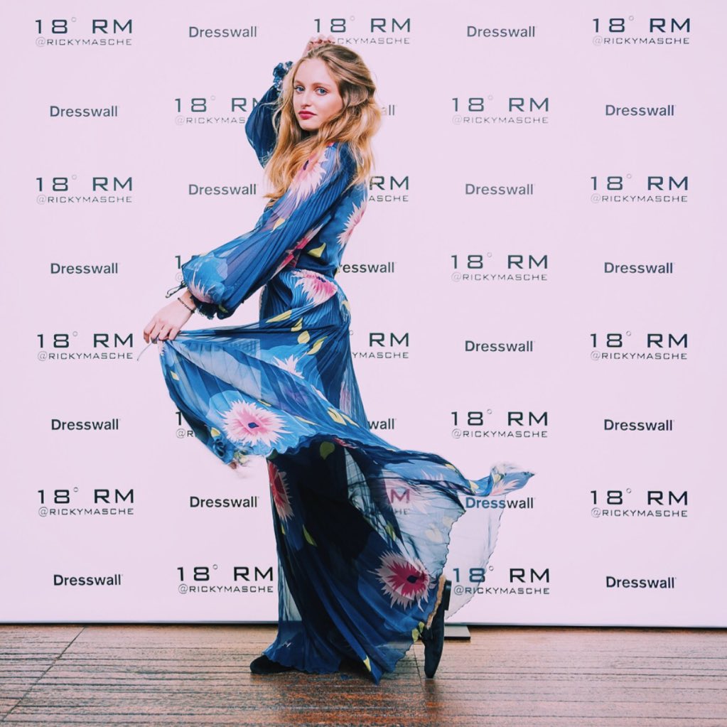 AlexiaVendramin's tweet photo. #ImagineProfilNouă https://t.co/QlSgUVtFRV