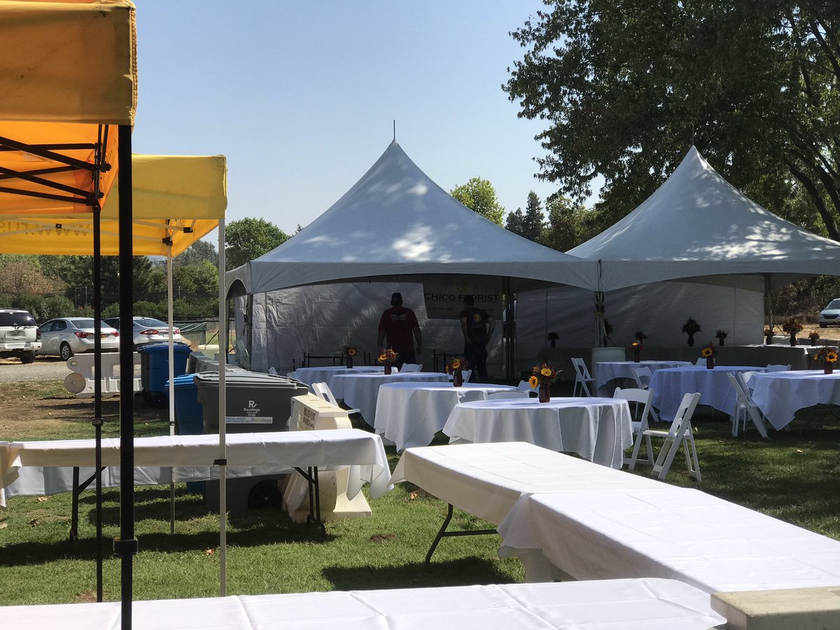 SummerfestChico's tweet photo. https://t.co/hnjFuGdH4r just a few hours away till showtime! @DeVollmusic @_madisonhudson @bgcnv @ActionNewsNow  @KRCR7 @1035TheBlaze https://t.co/8J0gHyRPWB