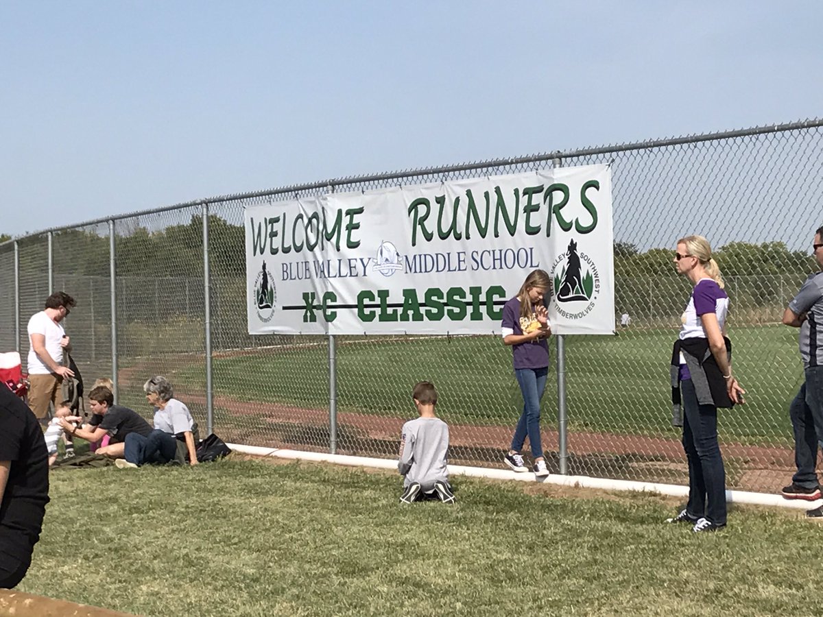 BVSWPrincipal's tweet photo. As principal &amp; XC parent, it was great to see all of the middle school runners on our course for the first meet ever.@BVSWdistance congrats! https://t.co/OSrl91DLfD