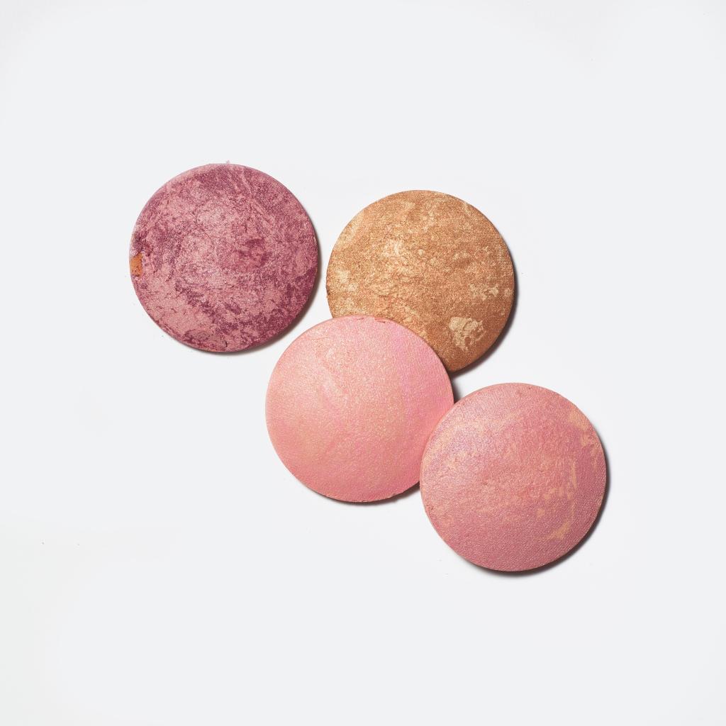 COVERGIRL tweet media