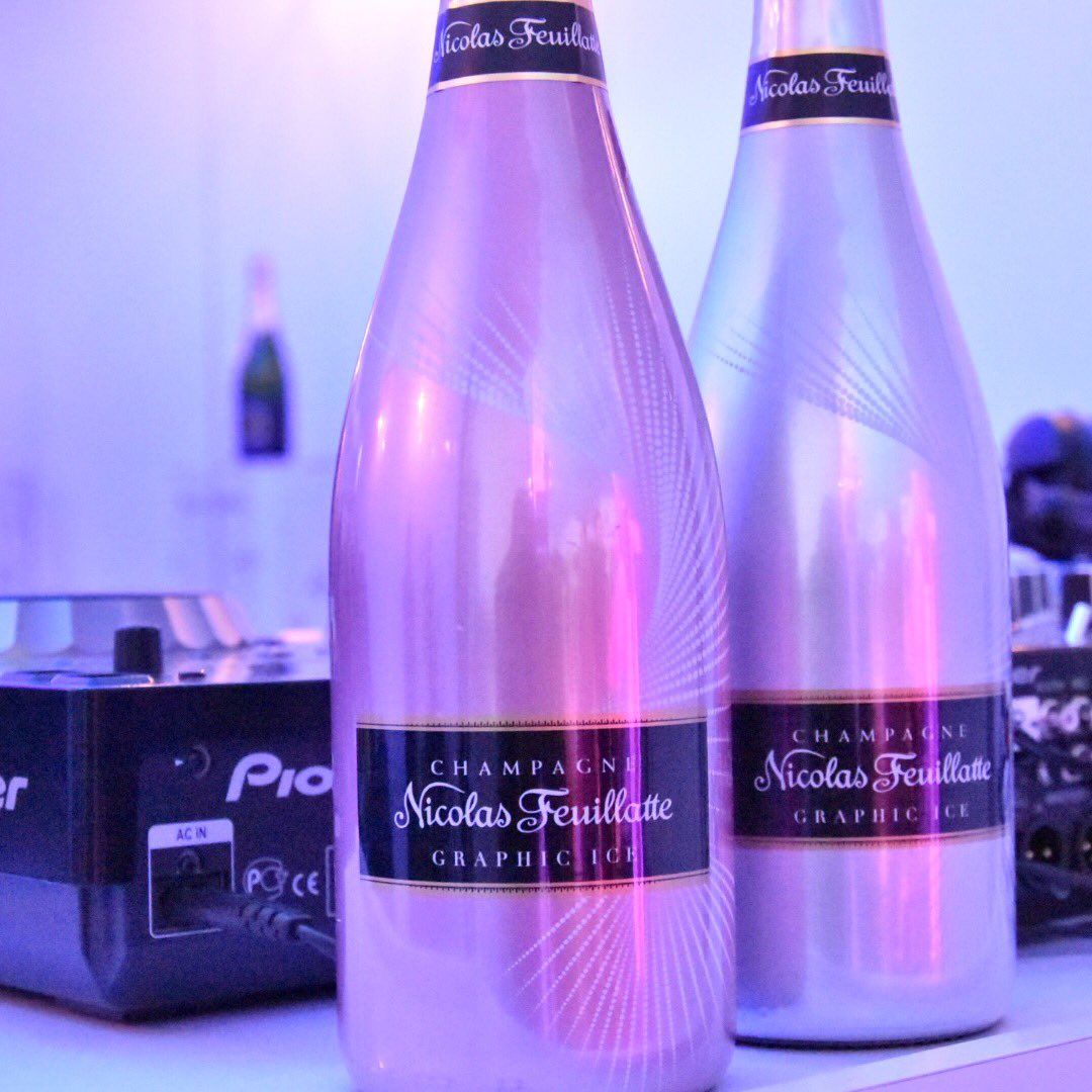 tevchampagne's tweet photo. Le #champagne #GraphicIce by #NicolasFeuillatte est disponible sur le parvis de la @foiredechalons 
#mixology #MixandPlay https://t.co/gj7co7CBy4