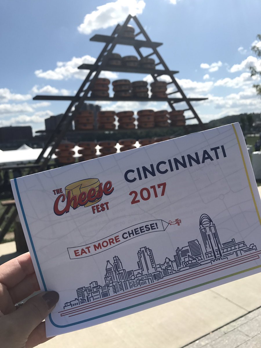 TheReviewWire's tweet photo. Made it!! @thecheesefestus
#thecheesefest #tcf2017 https://t.co/GwvTRx1h11