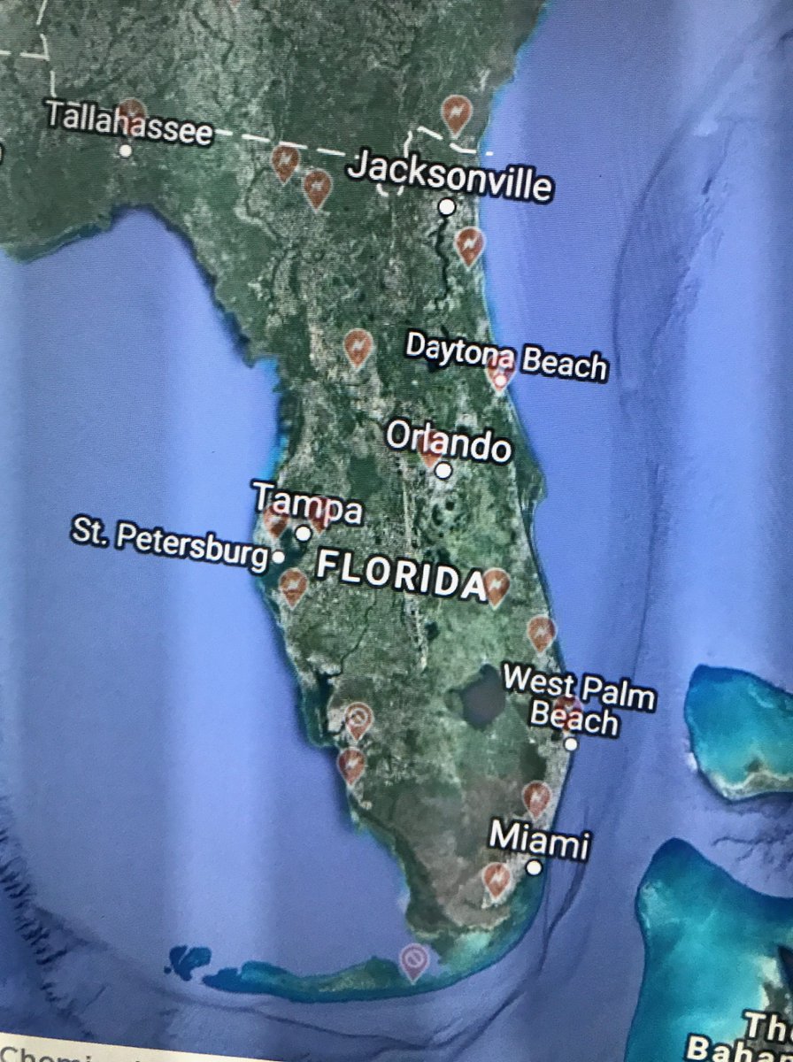 ElectrekCo's tweet image. Tesla remotely extends range of vehicles for free in Florida to help owners escape Hurricane Irma electrek.co/2017/09/09/tes…