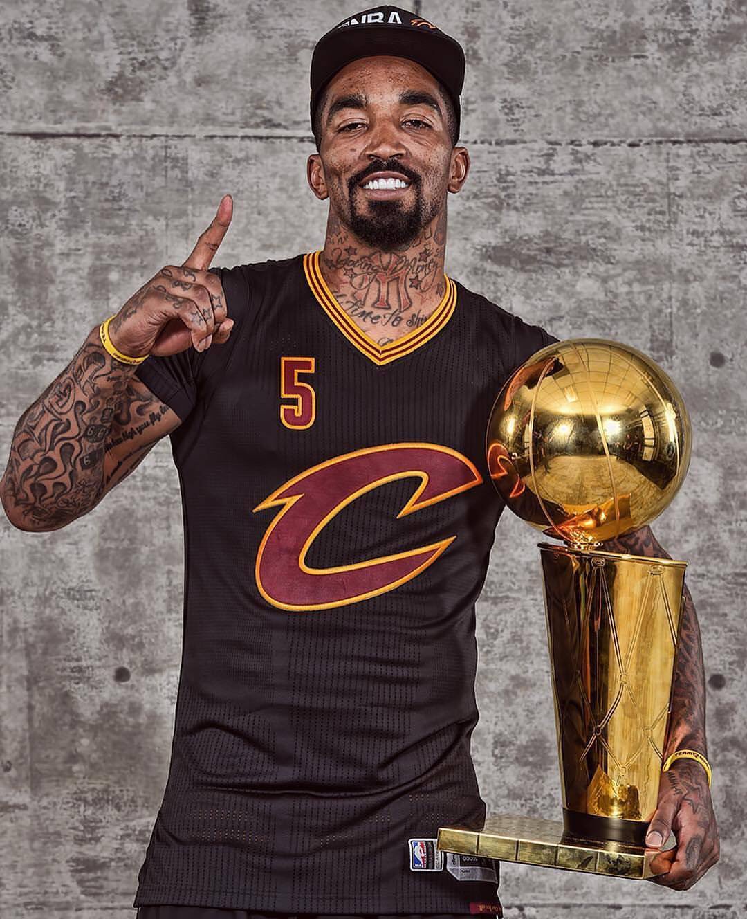 Happy 32nd Birthday to JR Smith! 