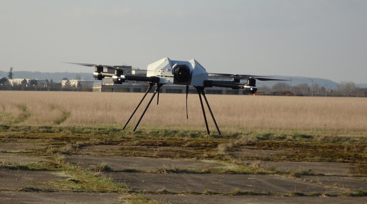 New generation Hawker Q800 with Plug and play front mount 180° tilt visible 30xEO 20Mpx or Thermal payload